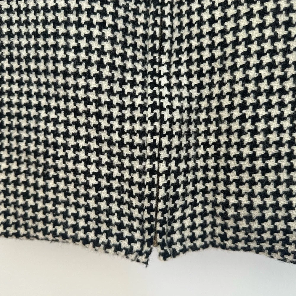 Vintage Black & White Houndstooth Zip-Front Women's Jacket - Picture 2 of 7